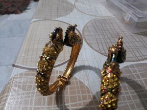 like new golden colour peacock design