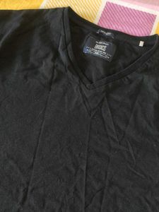 Basics Black V-Neck T-Shirt