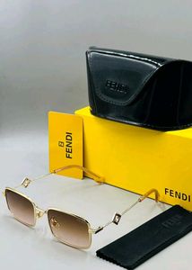 Chic Fendi Square Sunglasses