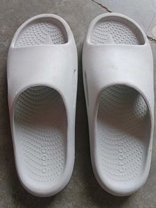 CROCS White Sliders