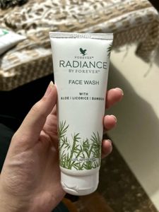 Forever Radiance Skincare Combo 💖