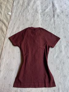gym fitted top