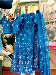 Stunning rama multi thred Lehenga Choli