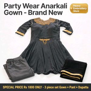 Elegant Black Kurta Set with Gold Embellishments