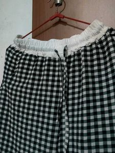 Chic Checkered Palazzo Pants