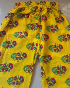 Yellow printed kurta set Small size