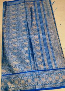 blue colour pattu saree