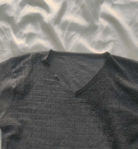 Classic Men's V-Neck Sweater