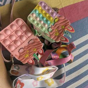 Frozen &amp; Pop-It Purse Combo