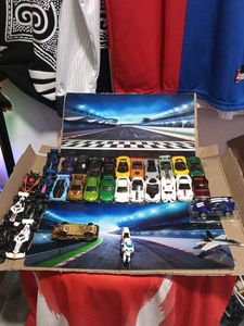HOTWHEELS showroom ANYTWO!!