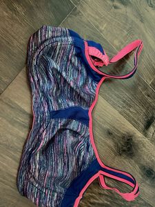 Vibrant Sports Bra