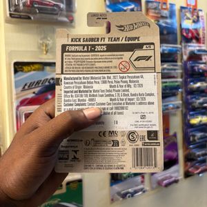 Hot Wheels F1 Kick Sauber Race Car