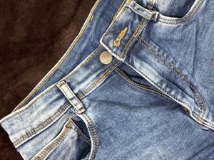KRAUS Blue Denim Ripped Shorts
