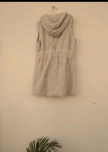 Cozy Sleeveless Hooded Vest