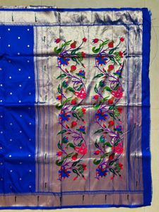 Trending muniya paithani saree