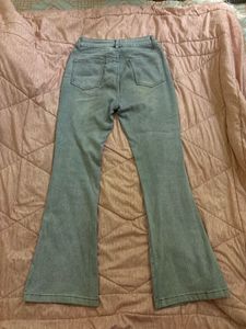 Flared Denim Jeans + FREE flower clutcher 🎁
