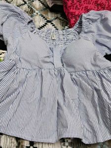 Cute Striped Puff Sleeve Top