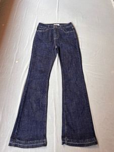 Dark blue Jeans