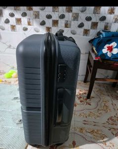 Safari Hard-Sided Suitcase