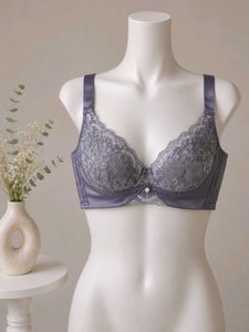 Elegant Lace Trim Bra
