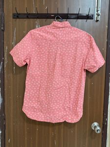 Men's Pink Short Sleeve Button-Up Shirt