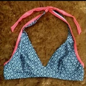 Stylish Geometric Print Bikini Top