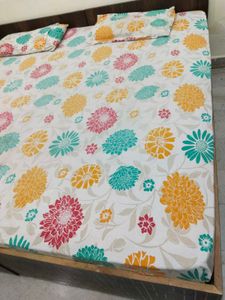 Multi Color Printed Double Bed Cotton Bedsheet