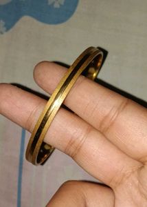 Elegant Golden Tone men's wristwear