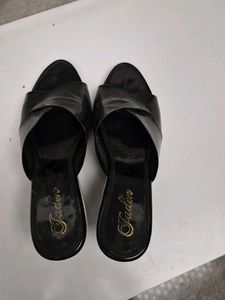 Chic Black Open-Toe Mules