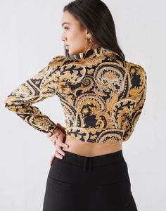 Nefs Finds paisley Print Tie-Front Crop Top