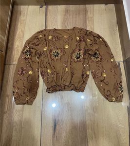 Embroidered Brown y2k top