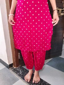 Stylish Pink Kurta Set with Gold Print
