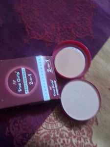 True Girls 2-in-1 Compact Powder