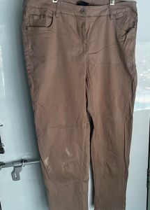 Gia Curves Beige Trousers