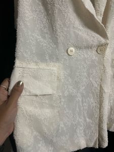 Women's Textured Cream Blazer
