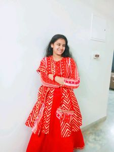 Beautiful Red Ethnic Kurta Set