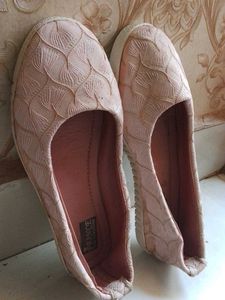 casual soft pink 🩷 thread bellies