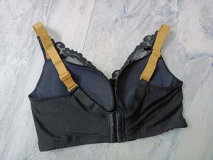 Black Lace Push-up Bra with Yellow Bow
