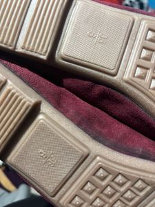 Chic Burgundy Ballerina Flats with Bow Detail