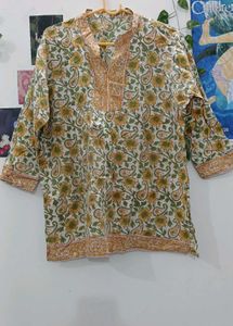 Floral Short Kurti