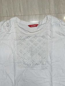 Elegant White Kurta with Embellishment