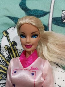 Barbie I can be Sweet Chef Doll (2013)