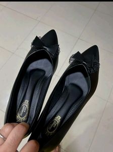 Elegant Black Bow Heels