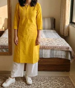 women's yellow kurti