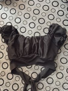Stylish Black Ruched Crop Top
