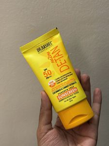 Dr. Rashel De-Tan Sunscreen SPF 50