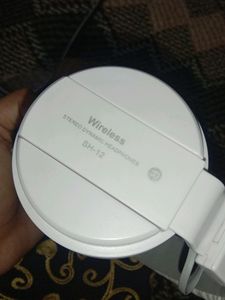 Headphones 🎧