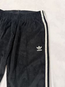 adidas wide leg trousers with backside zip