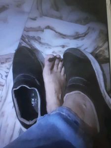 Comfortable Black Sneakers