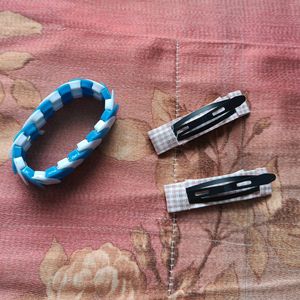 Combo( Bracelet And Pink Hair Clips)